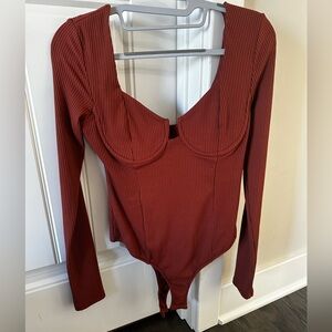 Lulu’s orange bodysuit size medium